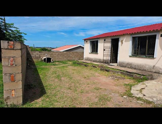 2 BEDROOM HOUSE FOR SALE IN UMLAZI K